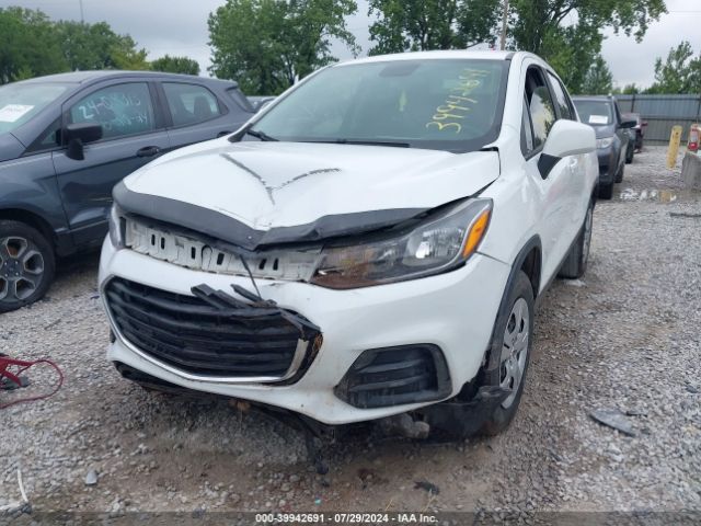 KL7CJKSB8HB102812 Chevrolet TRAX LS