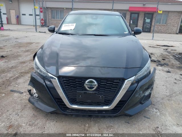 1N4BL4DW0NN377935 Nissan Altima Sv Intelligent Awd
