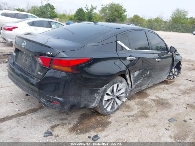 1N4BL4DW0NN377935 Nissan Altima Sv Intelligent Awd
