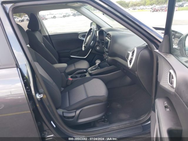KNDJ23AU4R7918565 KIA SOUL LX