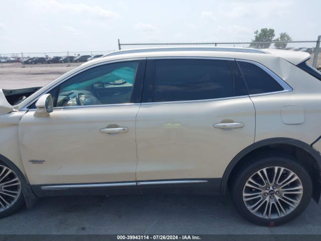 2LMTJ6LR3GBL59830 Lincoln Mkx Reserve