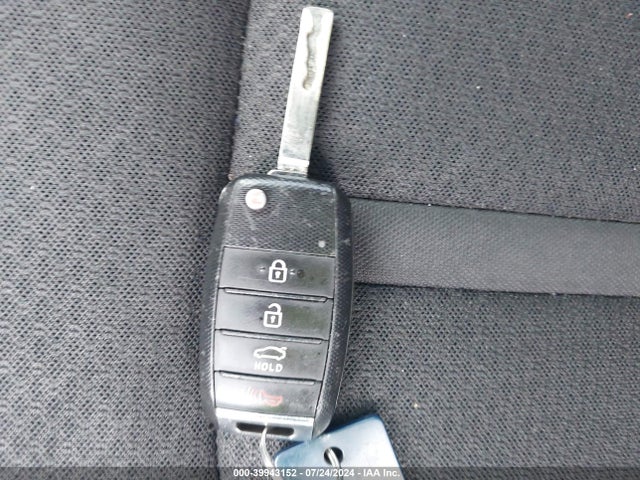 5XXGT4L35HG123113 KIA Optima Lx