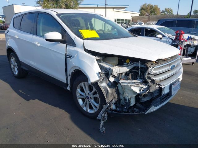 1FMCU0GD4HUC27623 Ford ESCAPE SE