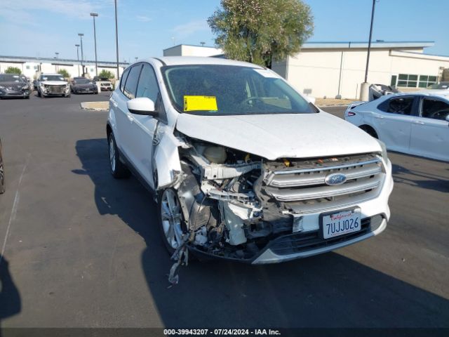 1FMCU0GD4HUC27623 Ford ESCAPE SE