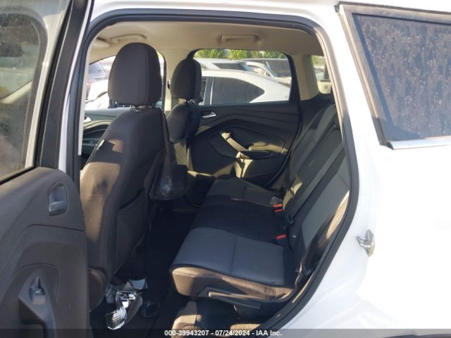 1FMCU0GD4HUC27623 Ford ESCAPE SE