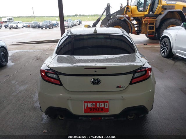 Toyota GR86 2023 JF1ZNBC13P8762684 Image 17