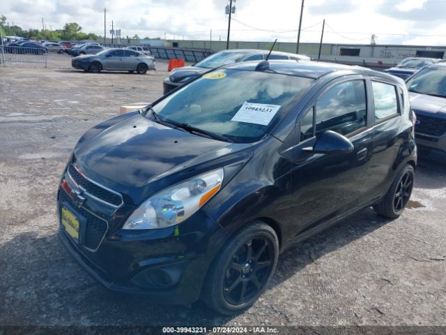 KL8CB6S92FC747993 Chevrolet Spark Ls Cvt
