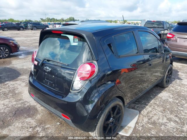 KL8CB6S92FC747993 Chevrolet Spark Ls Cvt
