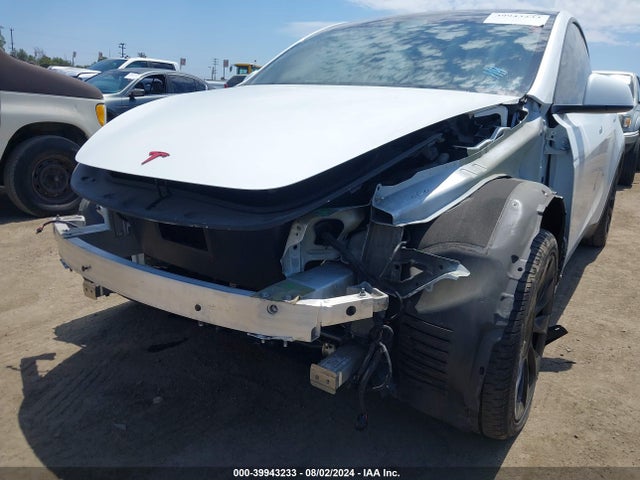 2020 TESLA MODEL Y 5YJYGDEE4LF029811 Photo 5