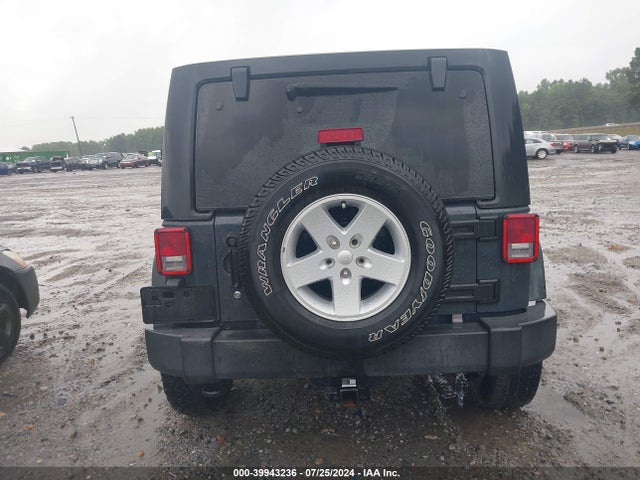1C4BJWDG6JL860680 Jeep Wrangler Jk Unlimited Sport S 4x4