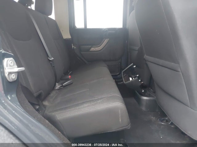 1C4BJWDG6JL860680 Jeep Wrangler Jk Unlimited Sport S 4x4