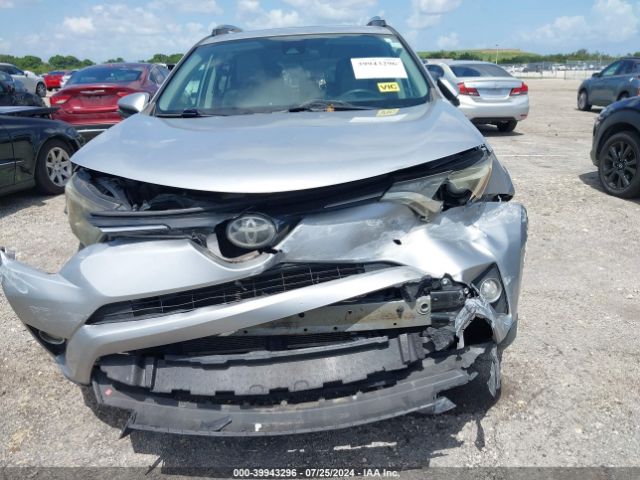 2T3WFREVXHW375015 Toyota Rav4 Xle