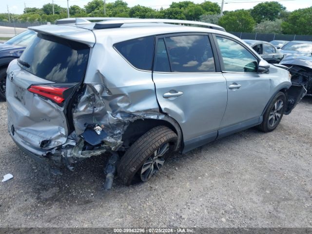 2T3WFREVXHW375015 Toyota Rav4 Xle