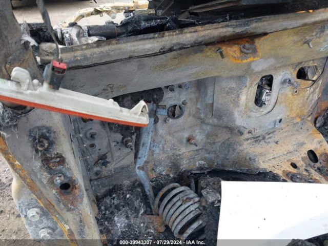 1C4HJXDN3KW681107 Jeep Wrangler Unlimited Sport 4x4