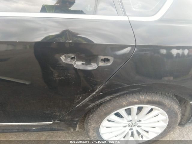 1VWBT7A31HC024901 Volkswagen Passat 1.8t Se