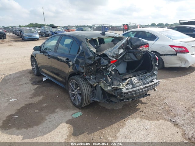 Toyota COROLLA LE 2021 5YFEPMAE5MP223035 Image 3