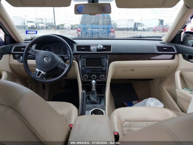 1VWCS7A33FC089267 Volkswagen Passat 1.8t Sel Premium