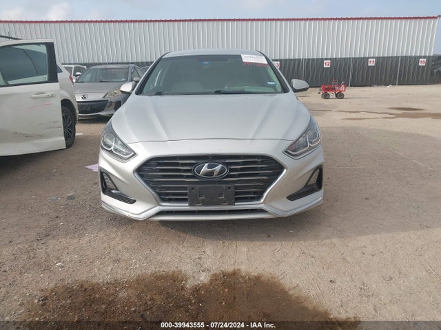 Hyundai SONATA SE 2019 5NPE24AF9KH809335 Image 12