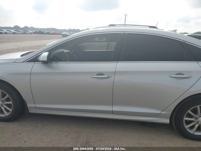 Hyundai SONATA SE 2019 5NPE24AF9KH809335 Image 14