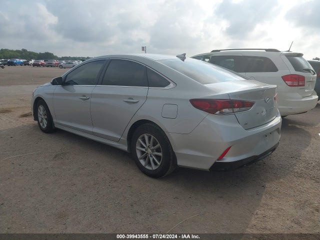 Hyundai SONATA SE 2019 5NPE24AF9KH809335 Image 3