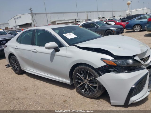 4T1G11AK2NU063226 Toyota CAMRY SE