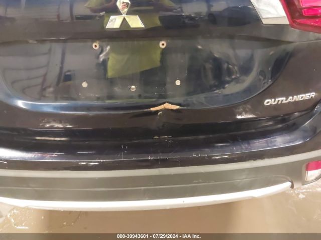 JA4AZ3A34JZ058298 Mitsubishi Outlander Es