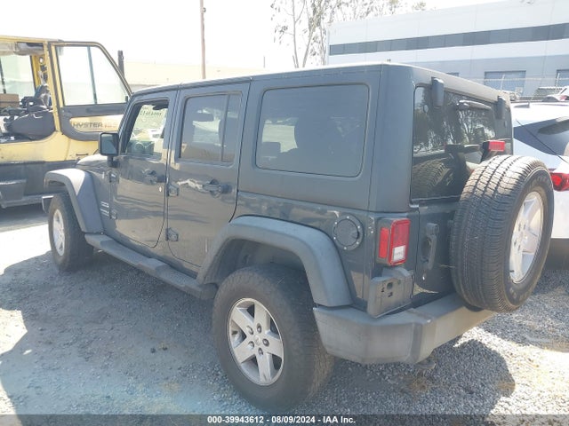1C4BJWDG3HL678378 Jeep Wrangler Unlimited Sport 4x4