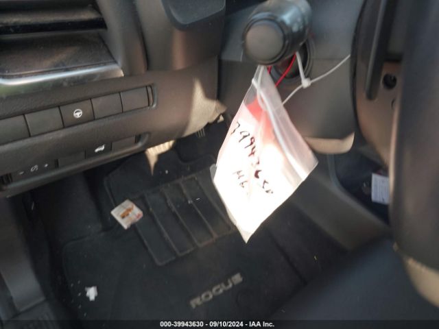 5N1AT3BA3MC719942 Nissan Rogue Sv Fwd