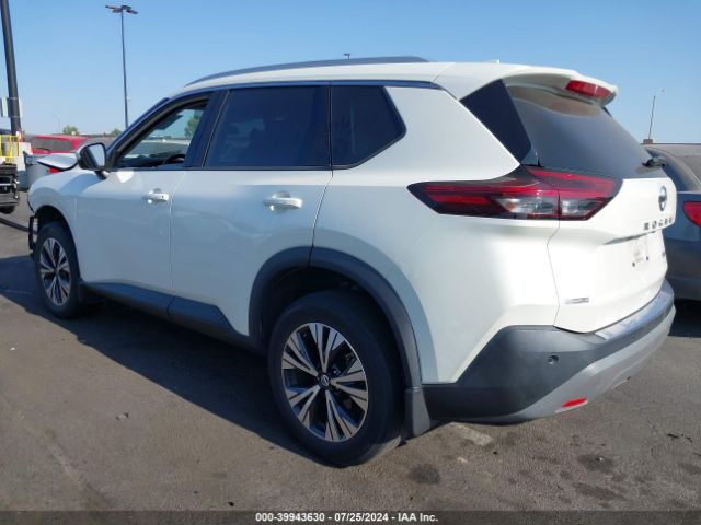 5N1AT3BA3MC719942 Nissan Rogue Sv Fwd