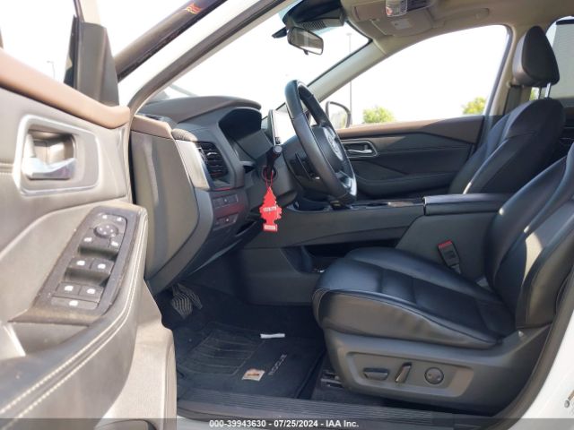 5N1AT3BA3MC719942 Nissan Rogue Sv Fwd