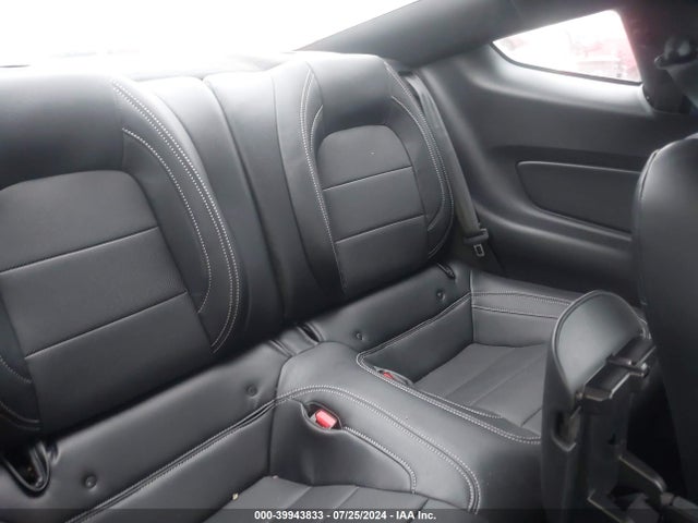 Ford Mustang Ecoboost Fastback 2021 1FA6P8TH4M5135244 Image 8