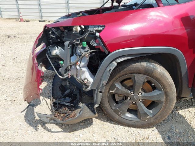 1C4PJLAB9HW585831 Jeep Cherokee Altitude Fwd