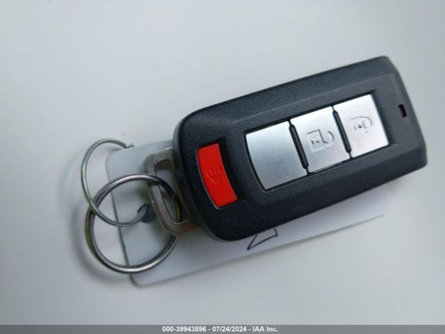 JA4AZ3A35GZ022550 Mitsubishi Outlander Se
