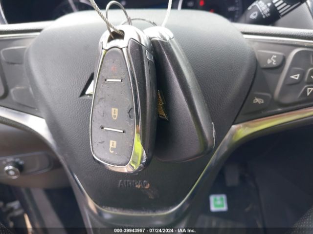 3GNAXKEV8KL269702 Chevrolet EQUINOX LT