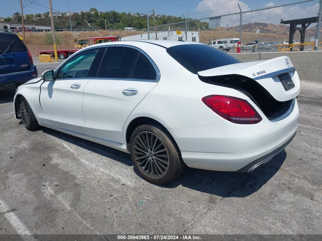 Mercedes-Benz C 300 2020 55SWF8DB7LU328555 Image 3