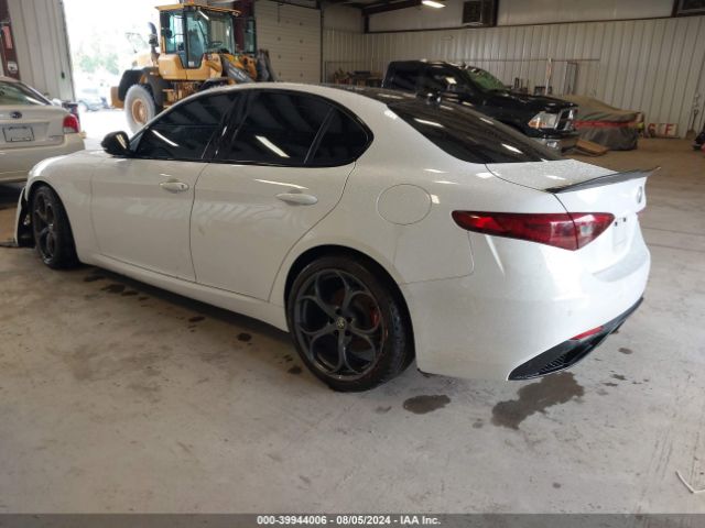 ZARFAMBN6L7626595 Alfa Romeo Giulia Ti Sport Rwd