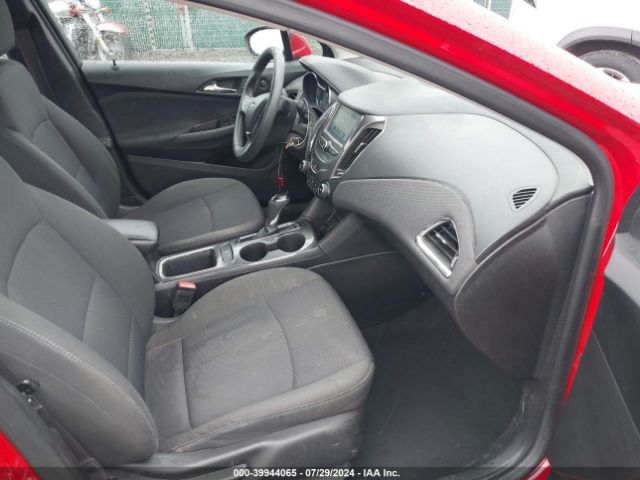 1G1BE5SM0H7221990 Chevrolet Cruze Lt Auto