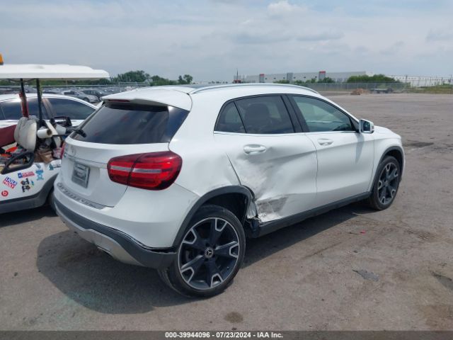 WDCTG4EB5KJ552286 Mercedes-Benz GLA 250