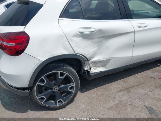 WDCTG4EB5KJ552286 Mercedes-Benz GLA 250