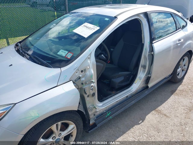 Ford FOCUS SE 2014 1FADP3F2XEL162852 Image 6