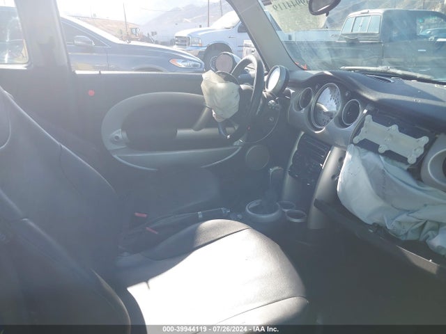 2004 MINI COOPER WMWRC33404TJ56703 Photo 4