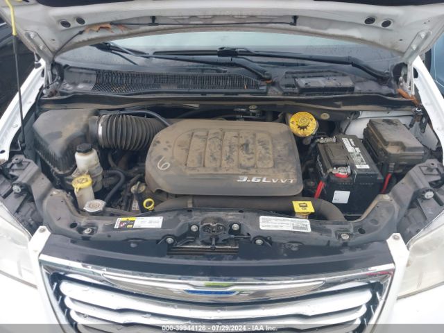 2C4RC1CG8FR513766 Chrysler Town & Country Touring-l
