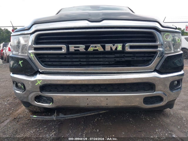 1C6RRFFG1LN335643 RAM 1500 Big Horn  4x4 5'7 Box