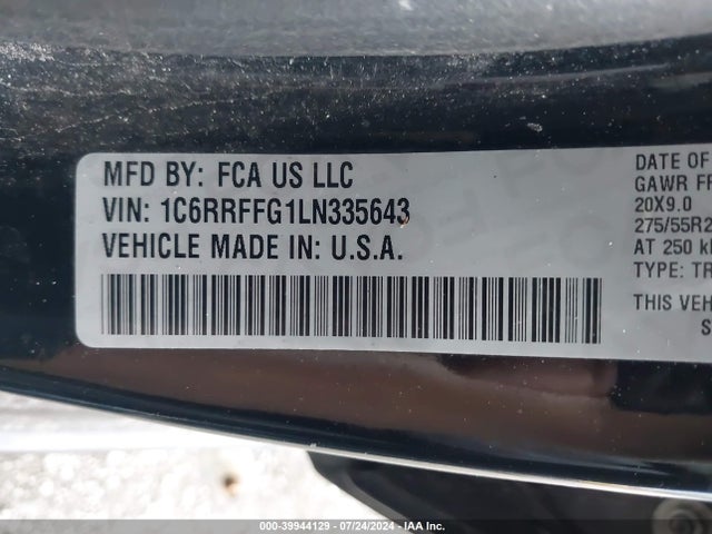 1C6RRFFG1LN335643 RAM 1500 Big Horn  4x4 5'7 Box