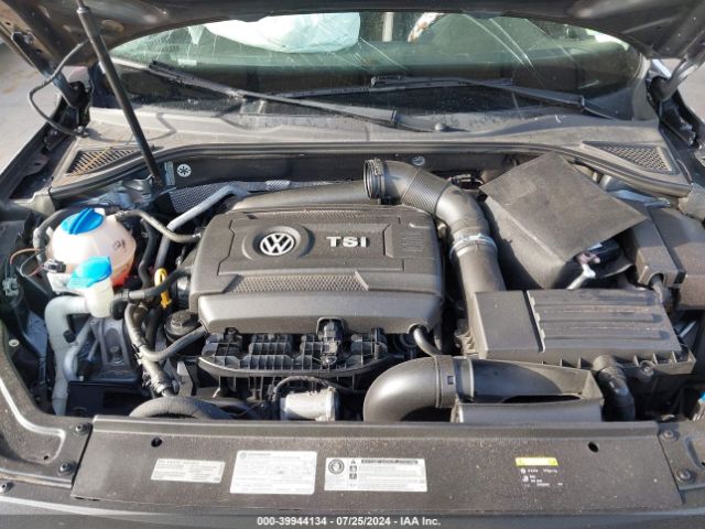 1VWDT7A32HC076949 Volkswagen Passat 1.8t R-line