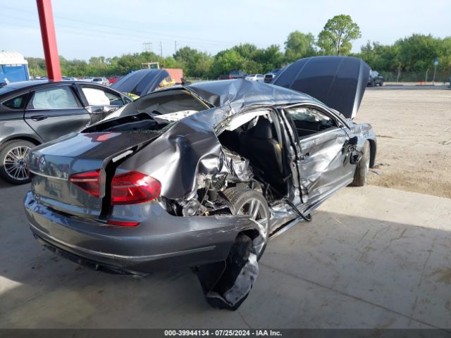 1VWDT7A32HC076949 Volkswagen Passat 1.8t R-line