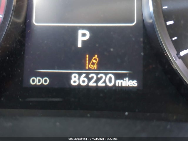 Lexus IS 300 2018 JTHBA1D29J5080165 Image 16
