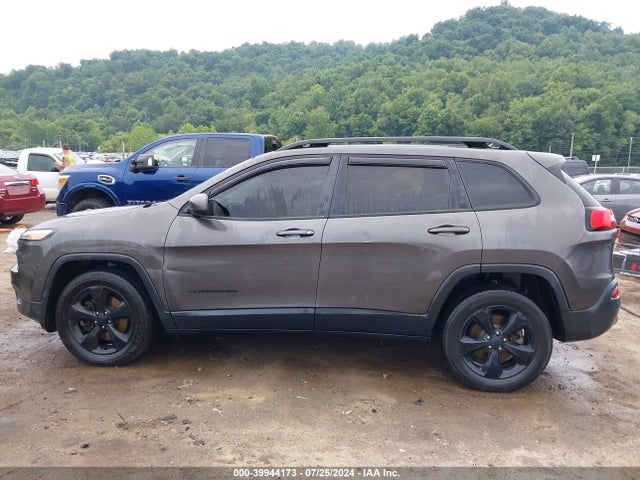 1C4PJMCBXJD545746 Jeep Cherokee Latitude 4x4