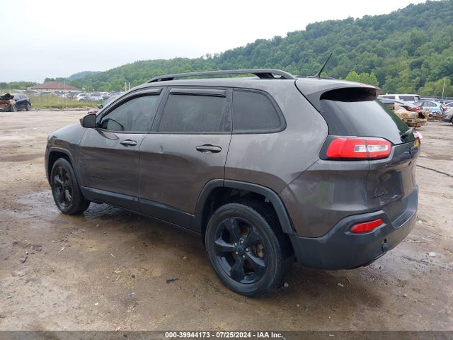 1C4PJMCBXJD545746 Jeep Cherokee Latitude 4x4