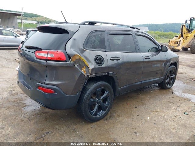 1C4PJMCBXJD545746 Jeep Cherokee Latitude 4x4